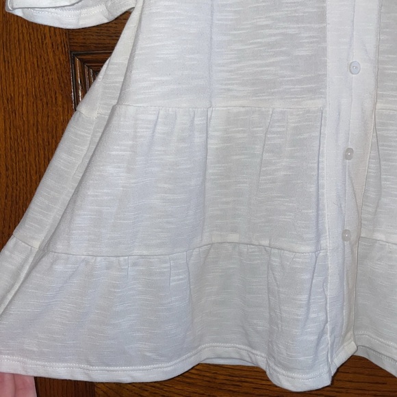 White Top - Picture 5 of 7